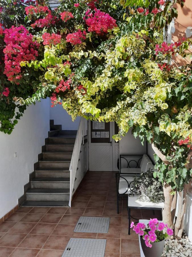 Hostal Costa Ибица Экстерьер фото
